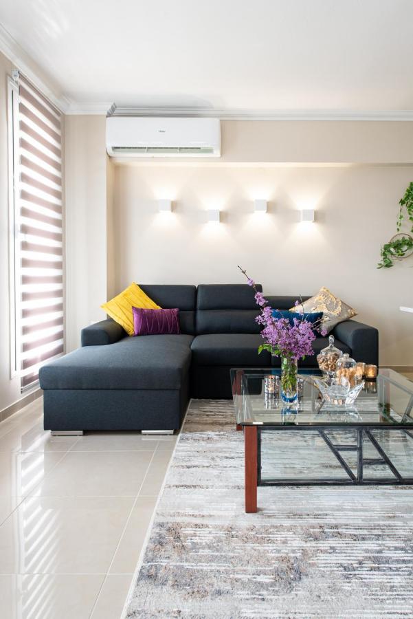 Veria Panorama Luxury Suite With Garden. Exterior photo